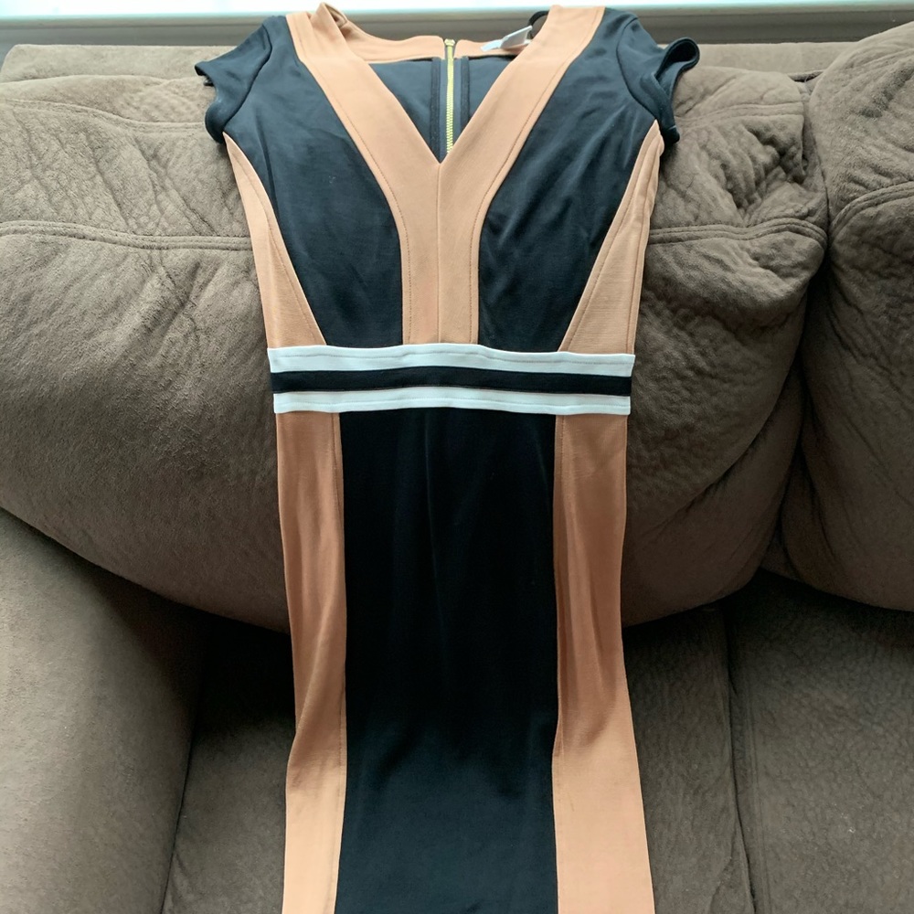 H&M color black midi dress